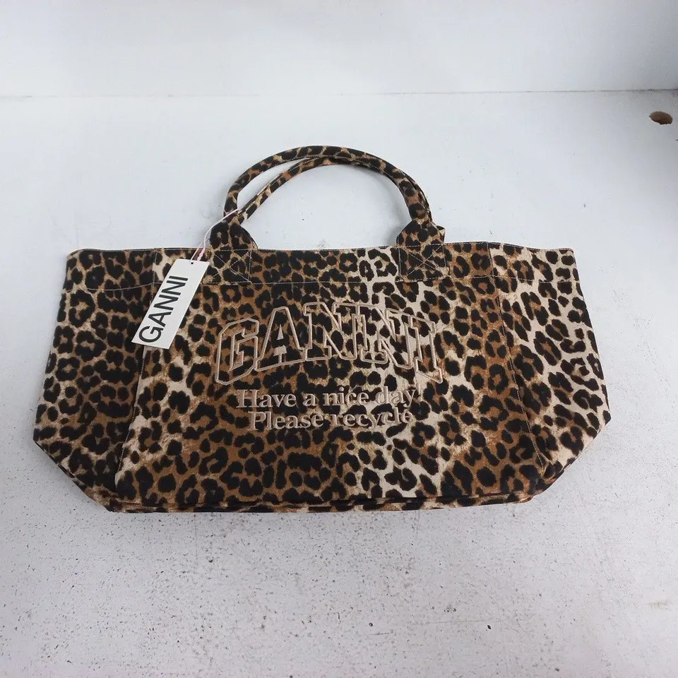 GANNI MEDIUM SHOPPER IN ANIMAL SPOT
