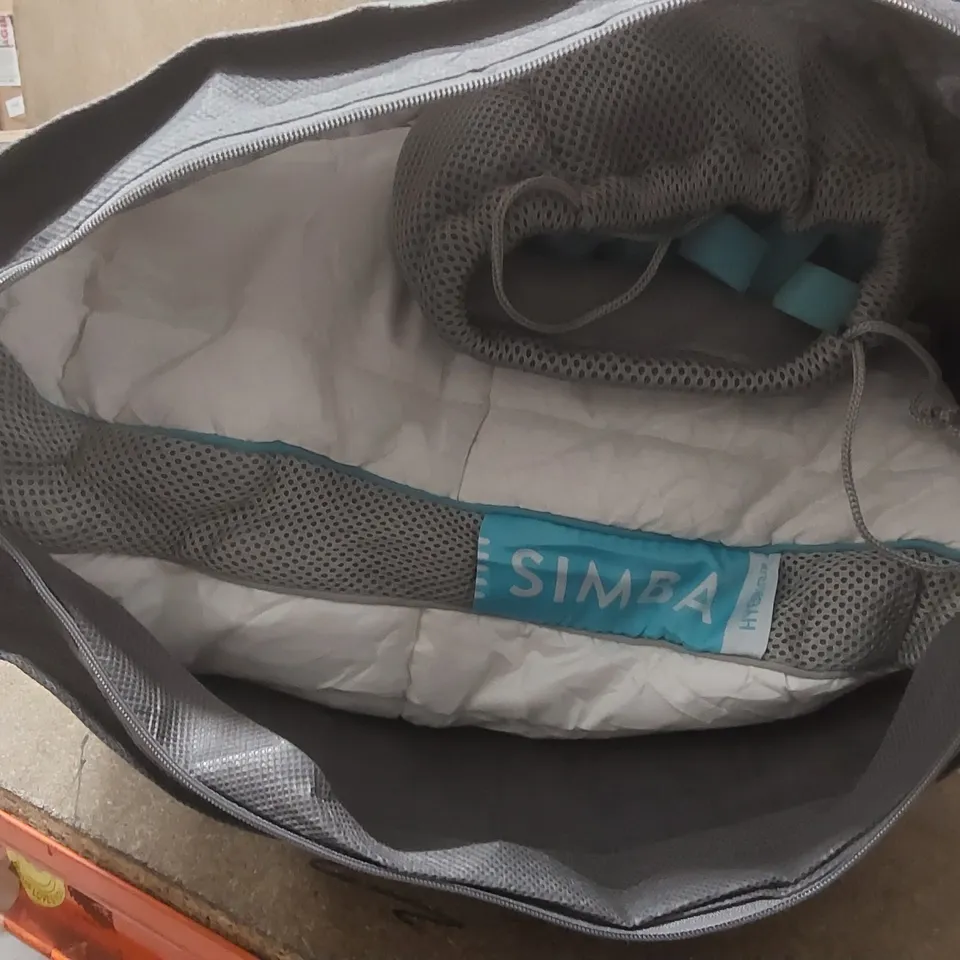 BAGGED SIMBA HYBRID PILLOW
