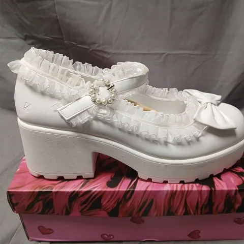 BOXED PAIR OF KOI TIRA RUFFLE MARY JANES PORCELAIN DELIGHTS EDITION IN WHITE SIZE UK 11