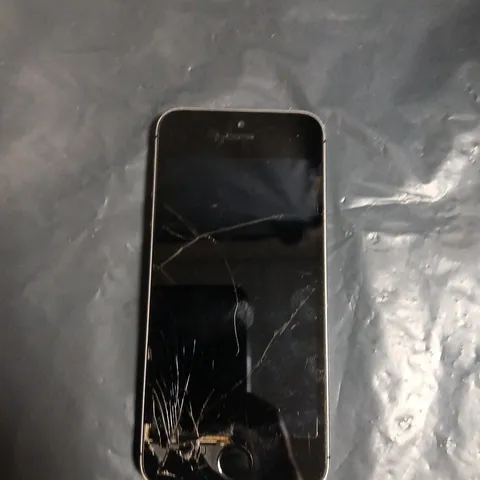 APPLE IPHONE 5S - MODEL  A1457