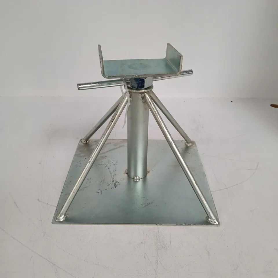 PAIR OF HEAVY-DUTY PRIMARY CHASSIS SUPPORT STANDS