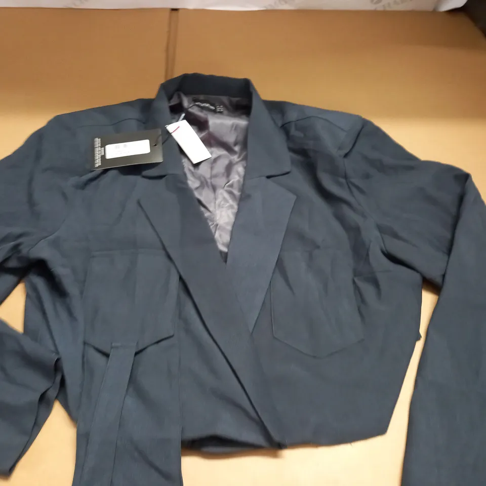 PRETTYLITTLETHING CHARCOAL CARGO DETAIL CROP BLAZER - UK 20