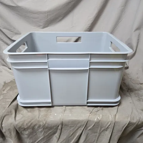 LIGHT GREY PLASTIC STORAGE BASKET WITH SIDE HANDLES