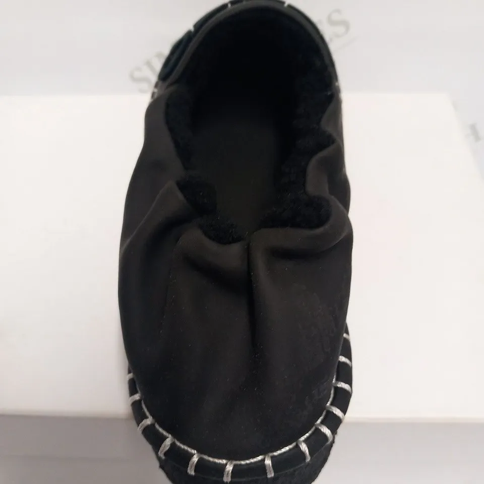 BOXED PAIR OF KENZO SLIPPER BLACK SIZE 37
