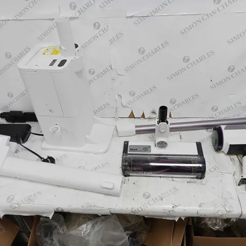 SHARK CORDLESS DETECT PRO VACUUM CLEANER 