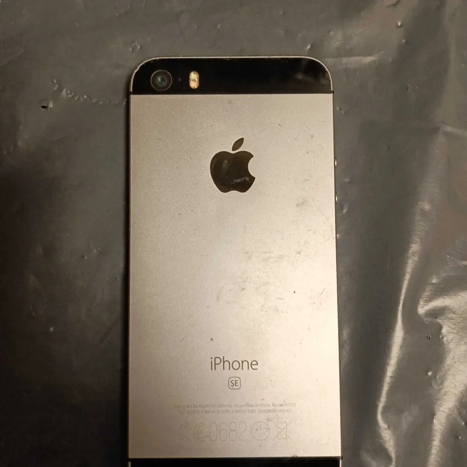 APPLE IPHONE SE A1723