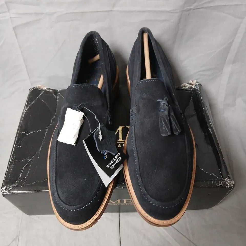 AFFLECK MEN'S AVENUE SUEDE SLIP-ON SHOES - UK 8
