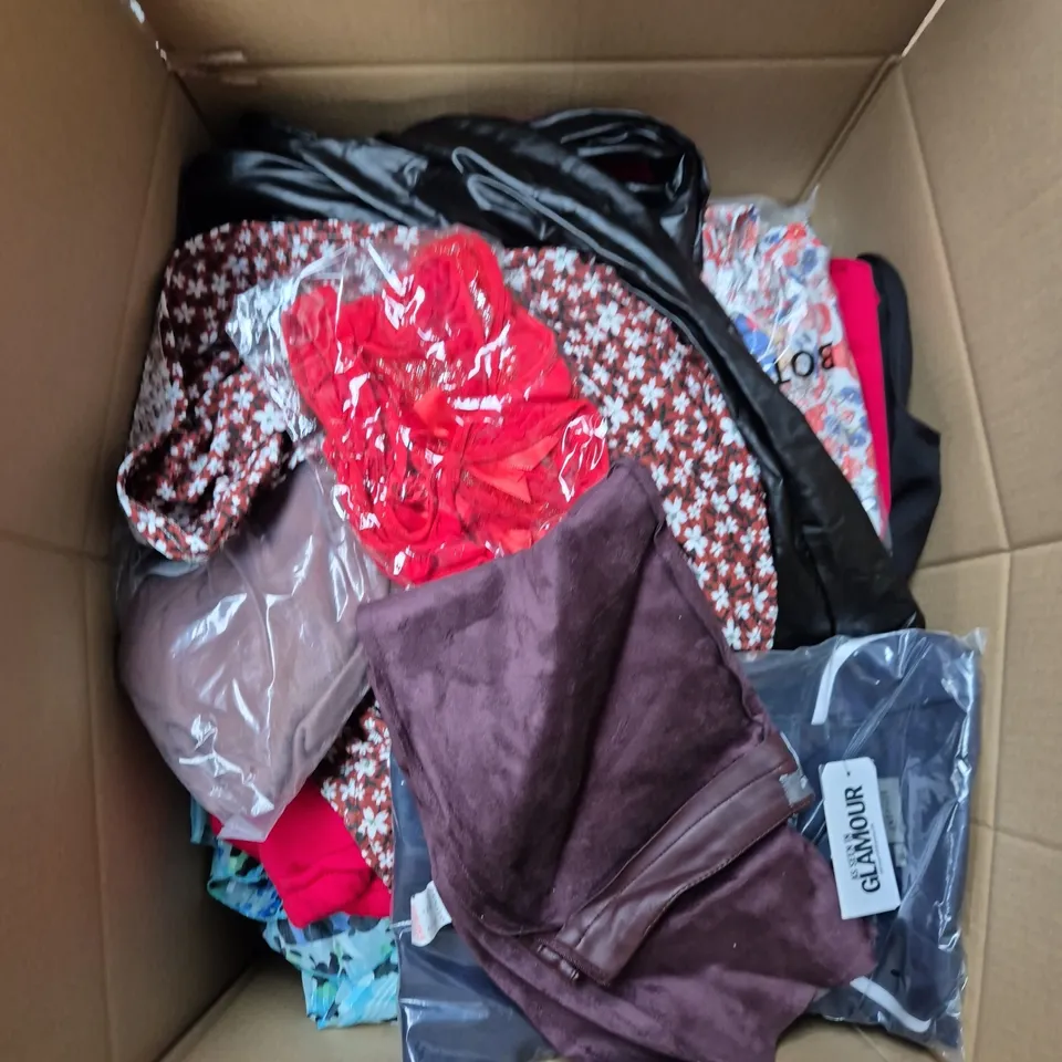 LARGE BOX OF ASSORTED CLOTHING ITEMS IN VARIOUS SIZES, STYLES AND COLOUR 