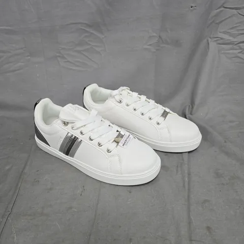 ELLE SPORT SPORTS METALLIC TRIM TRAINERS- WHITE SIZE 7