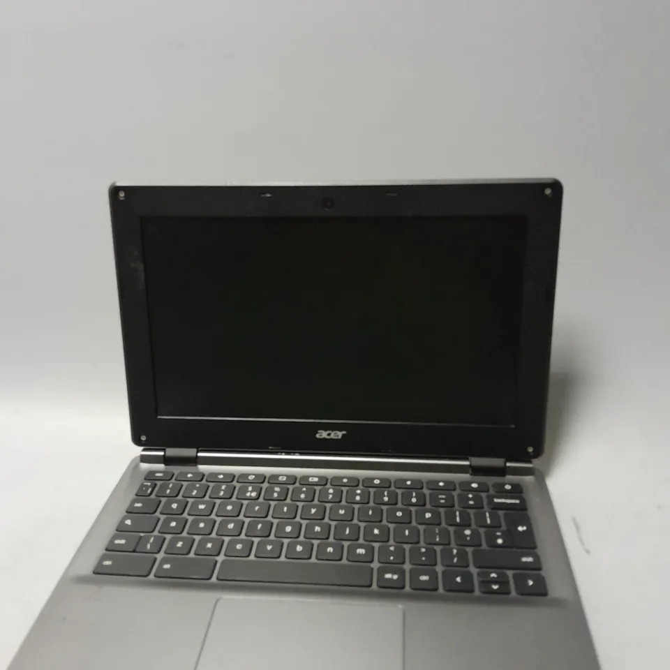 ACER C730 11 INCH INTEL CELERON N2840