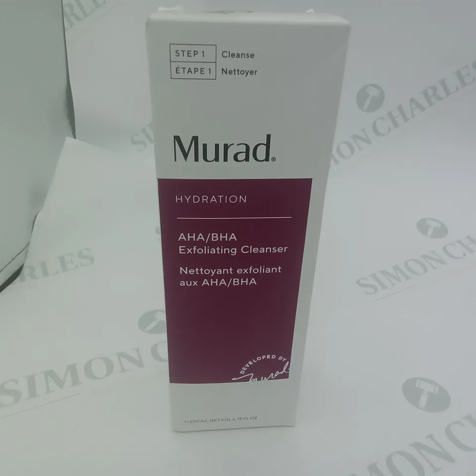 BOXED MURAD HYDRATION EXFOLIATING CLEANSER 200ML