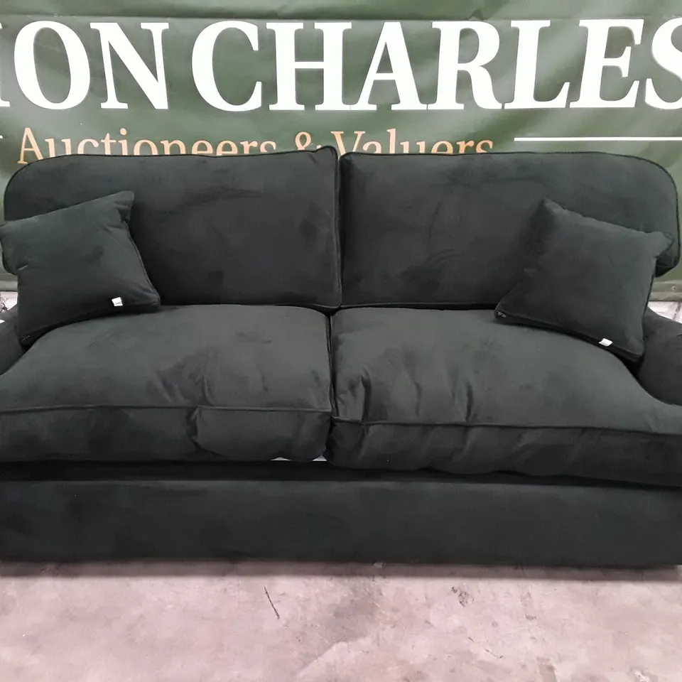 QUALITY DESIGNER DOWNTON 3.5 SEATER SOFA BED - DARK GREEN VELVET