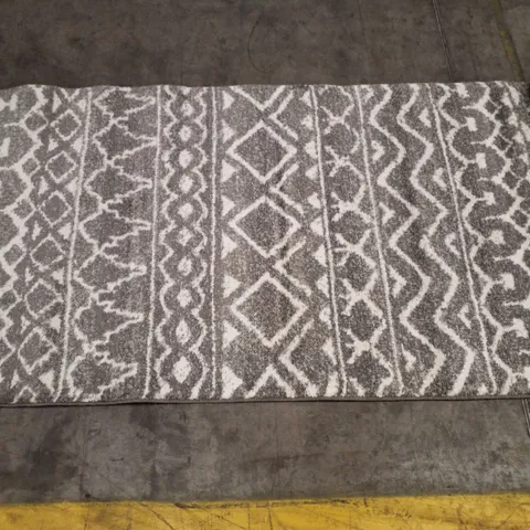TRIBAL AREA RUG IN GREY - 80×150CM