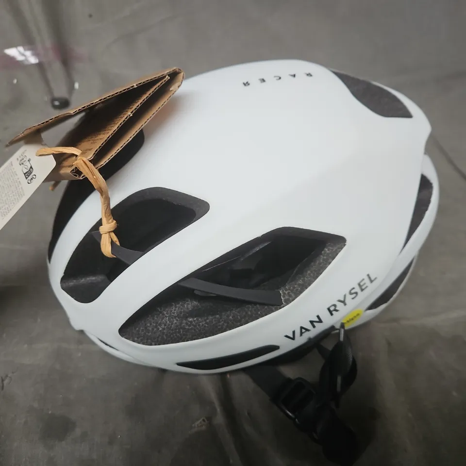 VAN RYSEL CYCLING HELMET – WHITE