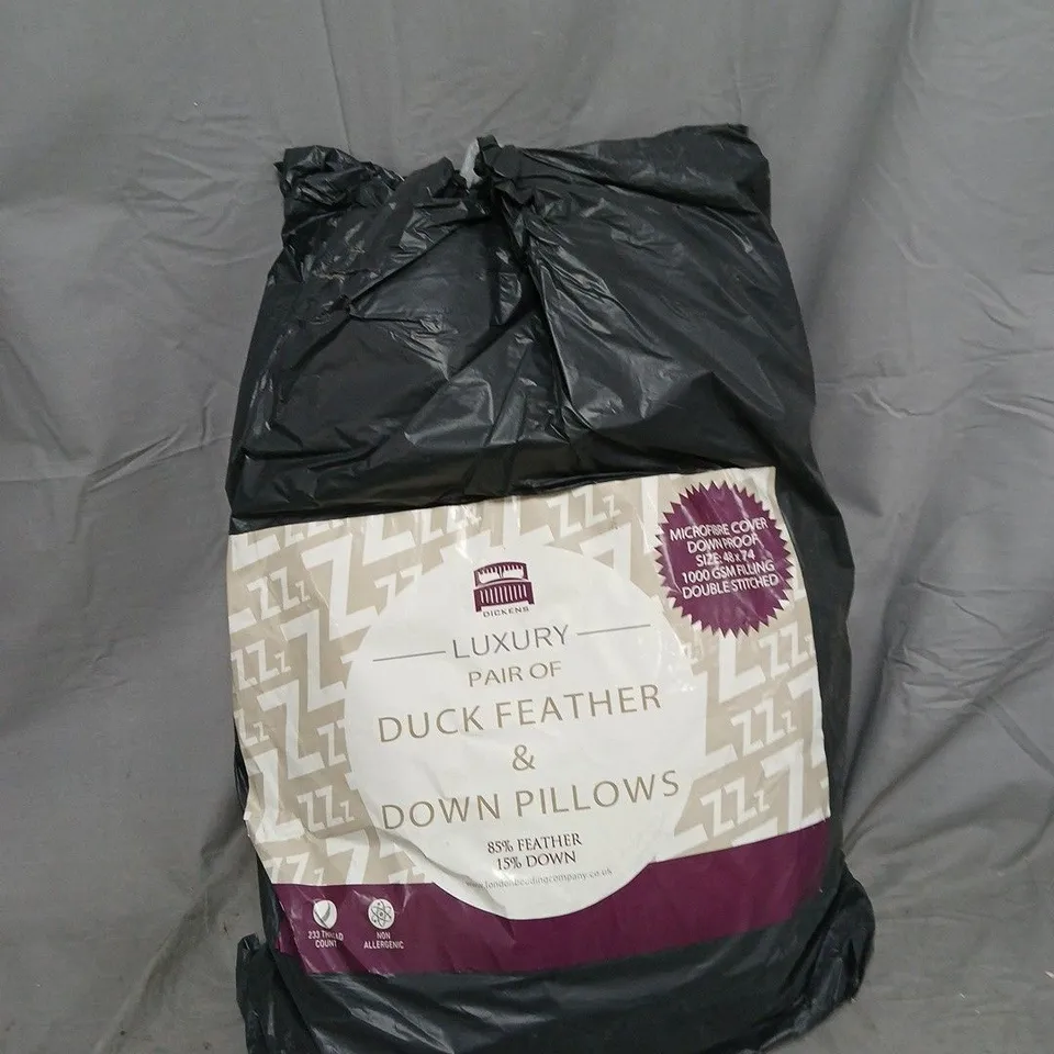 LUXURY DUCK FEATHER & DOWN PILLOWS – PAIR (IN PACKAGING)