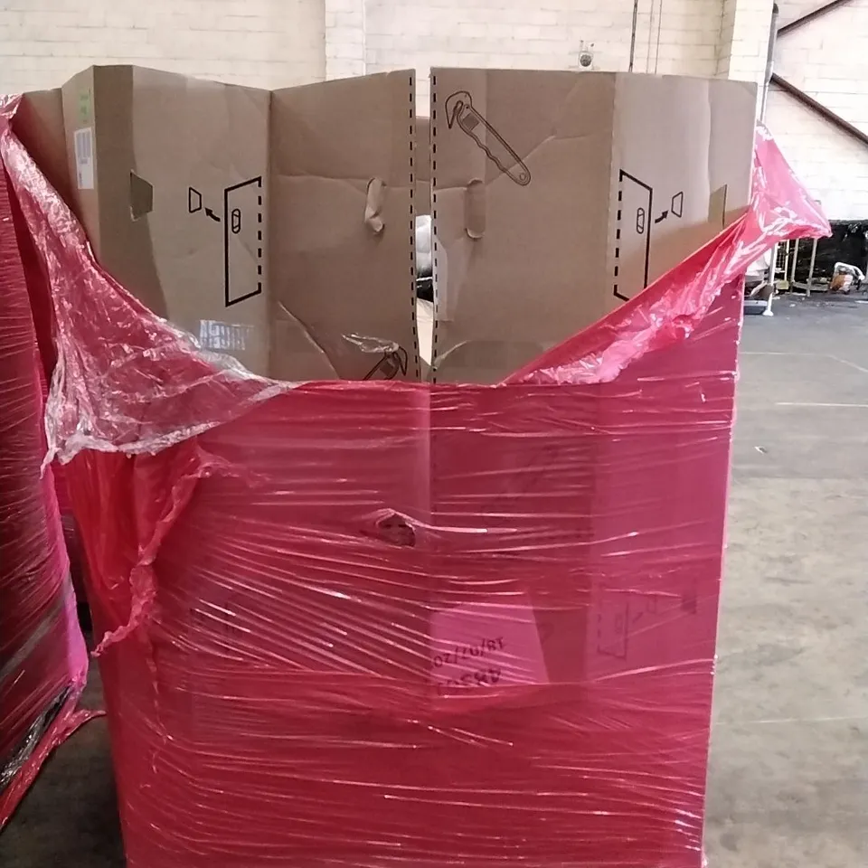 A PALLET OF VARIOUS ITEMS TO INCLUDE. CLOTHES AIRER, LAPTOP DESK, HANDBAG, KIDS WATER TABLE AND PILLOWS