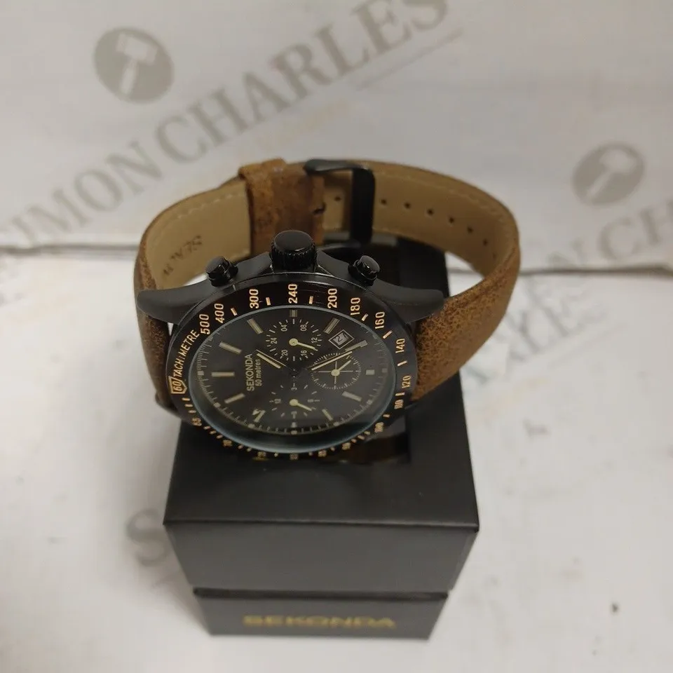 BOXED SEKONDA GENTS BLACK DIAL SPORTS WATCH WITH GENUINE LEATHER STRAP - JAPAN MOVEMENT - 5ATM. 