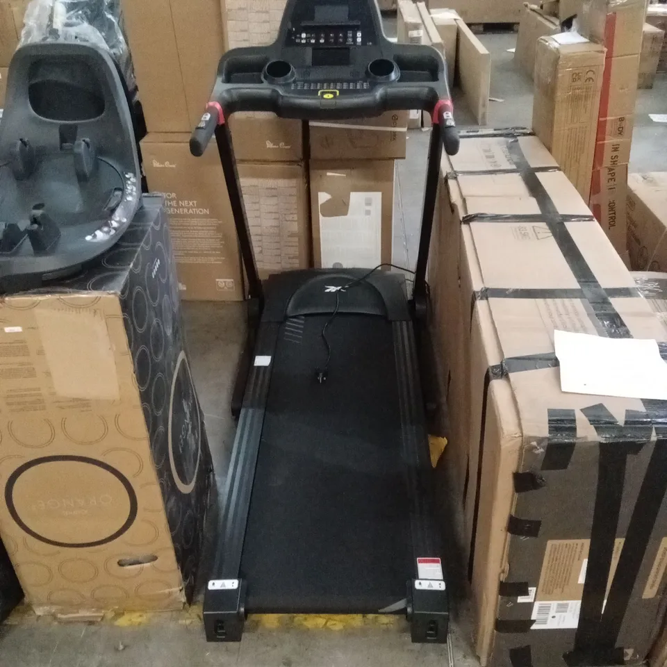 REEBOK GT40Z ONE SERIES TREADMILL