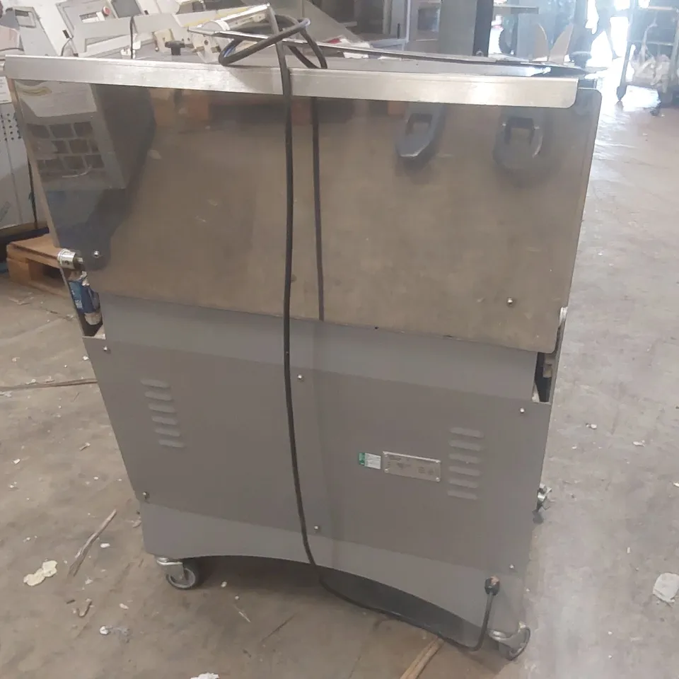 COMMERCIAL DUAL THICKNESS BRAD SLICER