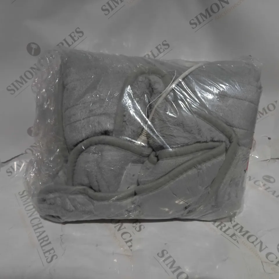 COZEE HOME VELVETSOFT HEATED THROW IN LIGHT GREY