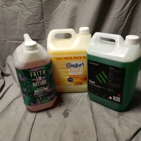 3 ASSORTED HOUSEHOLD LIQUID PRODUCTS TO INCLUDE FAITH IN NATURE SHAMPOO, COMFORT FRESH MEGA PACK, EZCARCARE VIPER WHEEL CLEANER - COLLECTION ONLY