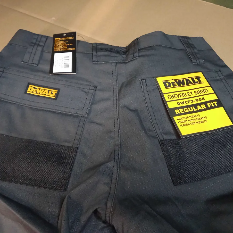 DEWALT GREY CHEVERLEY WORK SHORTS - SIZE W76