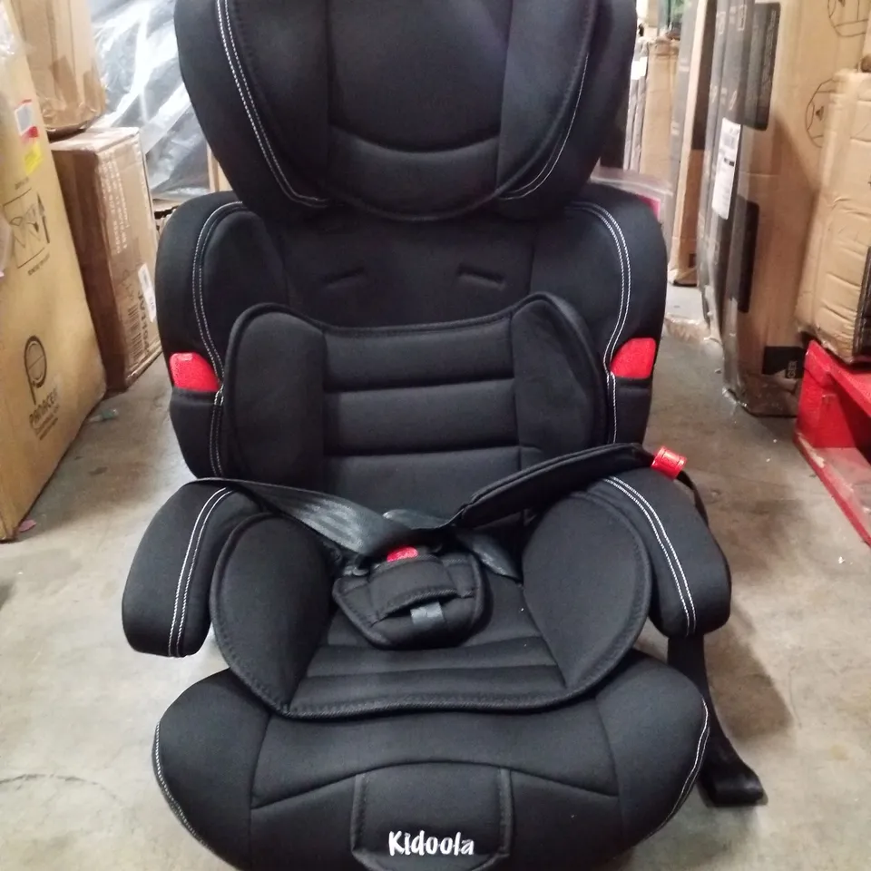 BOXED KIDOOLA CHILDRENS CAR SEAT - BLACK