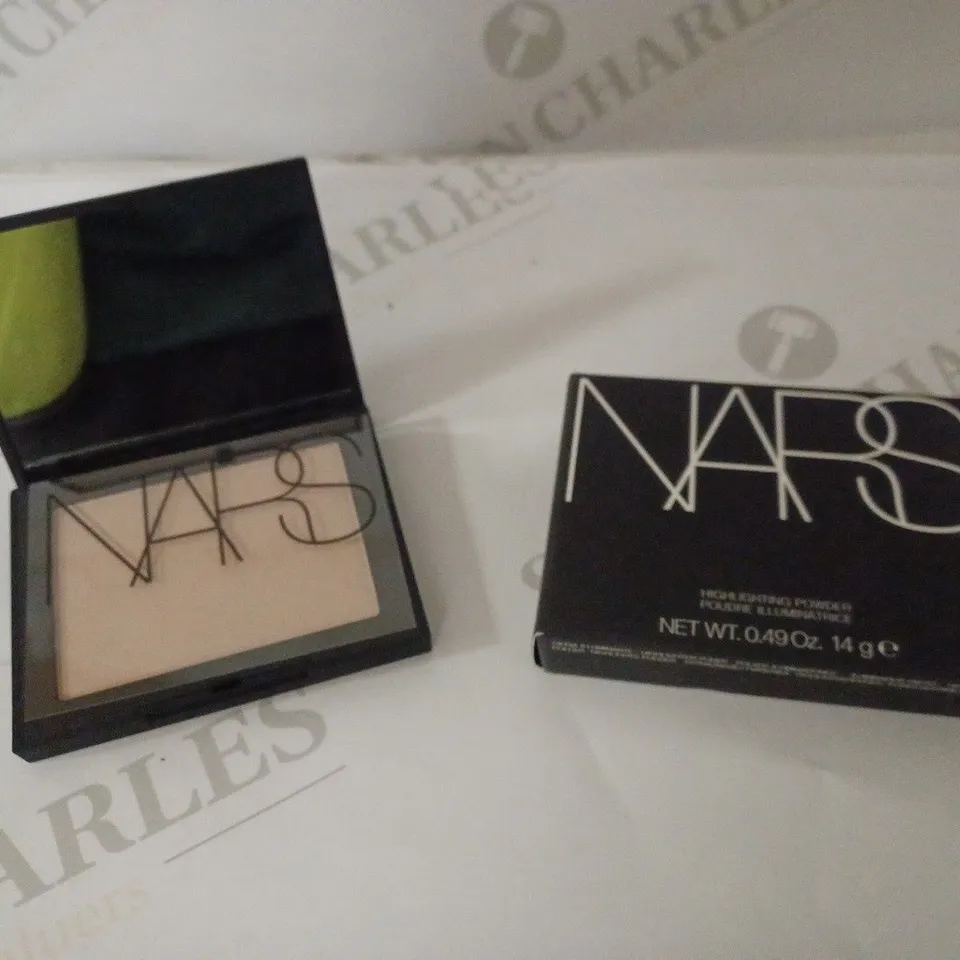 NARS HIGHLIGHTING POWDER, CAPRI 5220 (14G/0.49OZ)