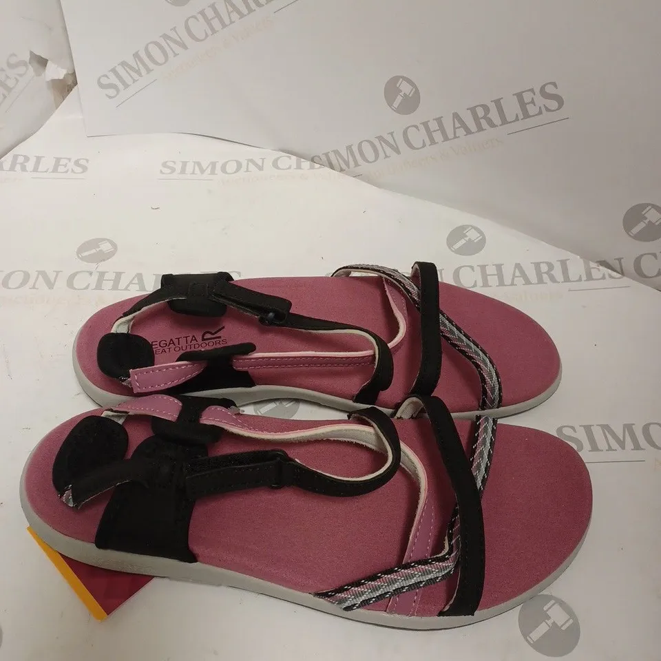 REGATTA LADY ROMA SANDALS SIZE 6