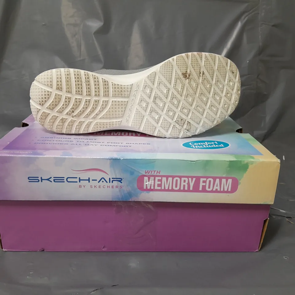 SKECHE-AIR BY SKECHERS TRAINERS GREY SIZE 4 