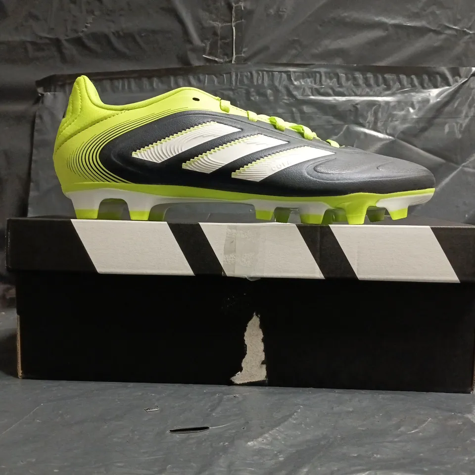 BOXED PAIR OF ADIDAS COPA PURE III CLUB FOOTBALL BOOTS IN BLACK/GREEN/WHITE SIZE UK 8