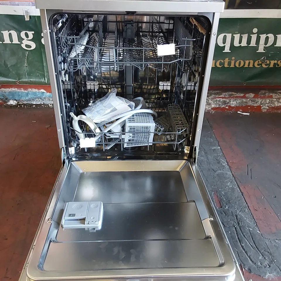 KENWOOD KDW60S20 FULL-SIZE DISHWASHER - SILVER