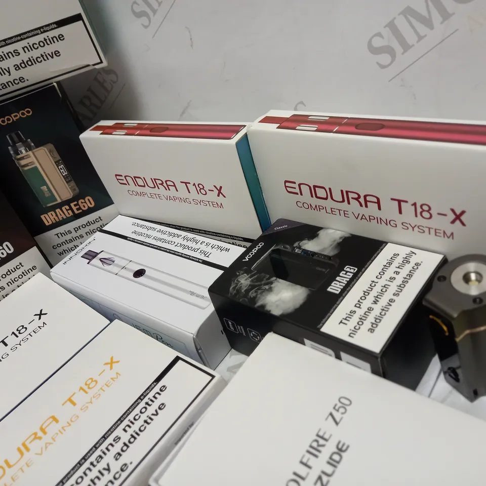 LOT OF APPROX 29 TO INCLUDE INNOKIN ENDURA APEX , VOOPOO DRAG MAX , ENDURA T18II , COOLFIRE Z50 ZLIDE , ETC