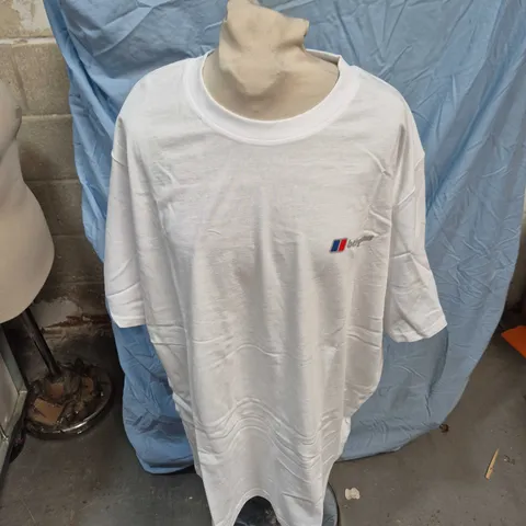 BERGHAUS T-SHIRT WITH MOUNTAIN PRINT – WHITE, UK XXL
