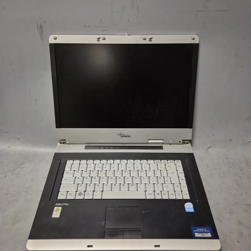 FUJITSU SIEMENS AMILO PRO LAPTOP 