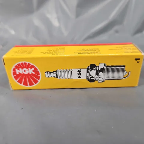 BOX OF APPROXIMATELY 6 NGK ZKER6A-10EG / 96596 SPARK PLUGS