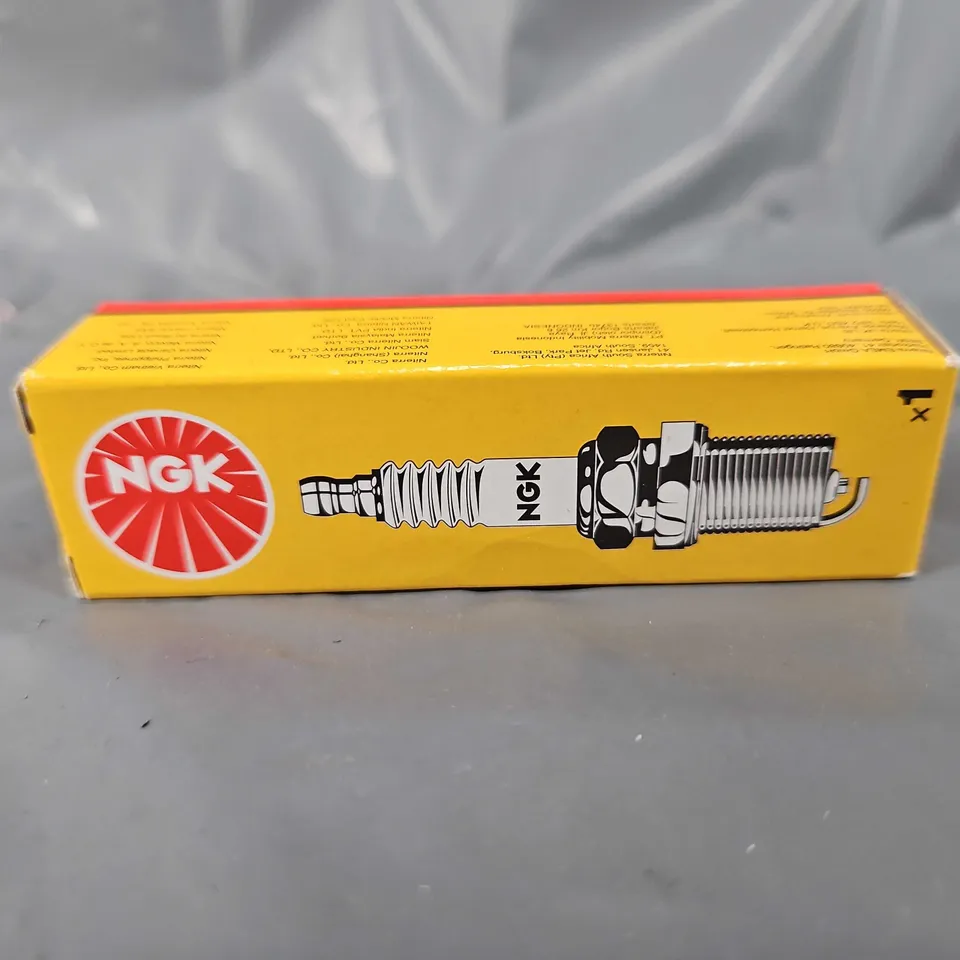 BOX OF APPROXIMATELY 6 NGK ZKER6A-10EG / 96596 SPARK PLUGS
