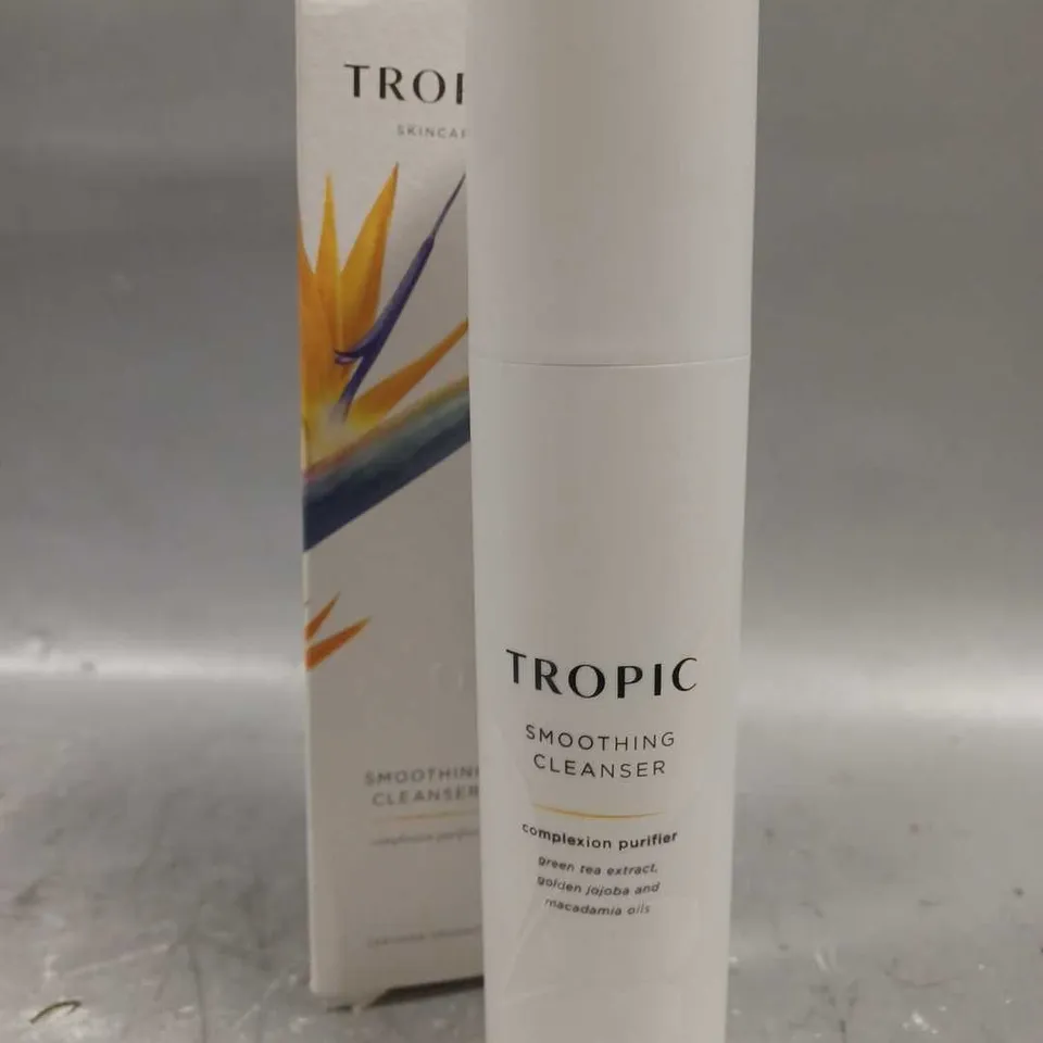 BOXED TROPIC SMOOTHING CLEANSER - 120ML 