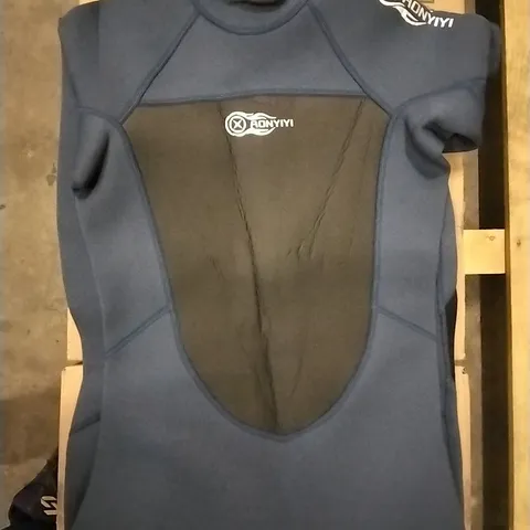 AONYIYI FULL LENGTH WET SUIT IN BLUE - SIZE: XL (NOT BAGGED)