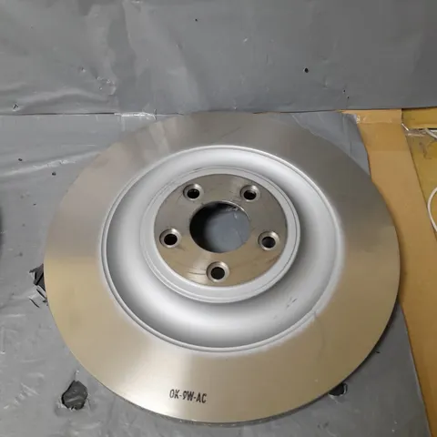 BOSCH QUIETCAST DISC BRAKE ROTOR FOR A VOLKSWAGON