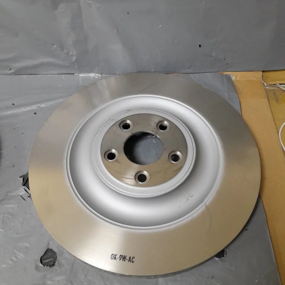 BOSCH QUIETCAST DISC BRAKE ROTOR FOR A VOLKSWAGON