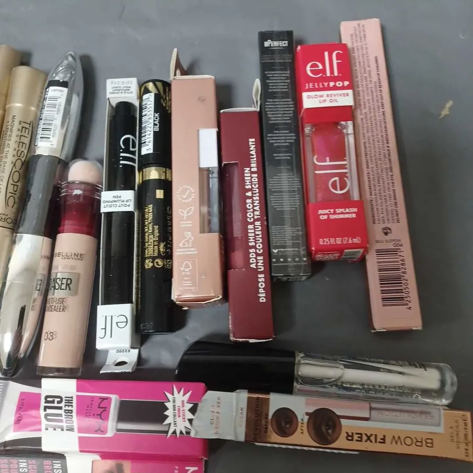 LOT OF APPROXIMATELY 19 ASSORTED MAKE UP ITEMS TO INCLUDE E.L.F, NO 7 AND NYX