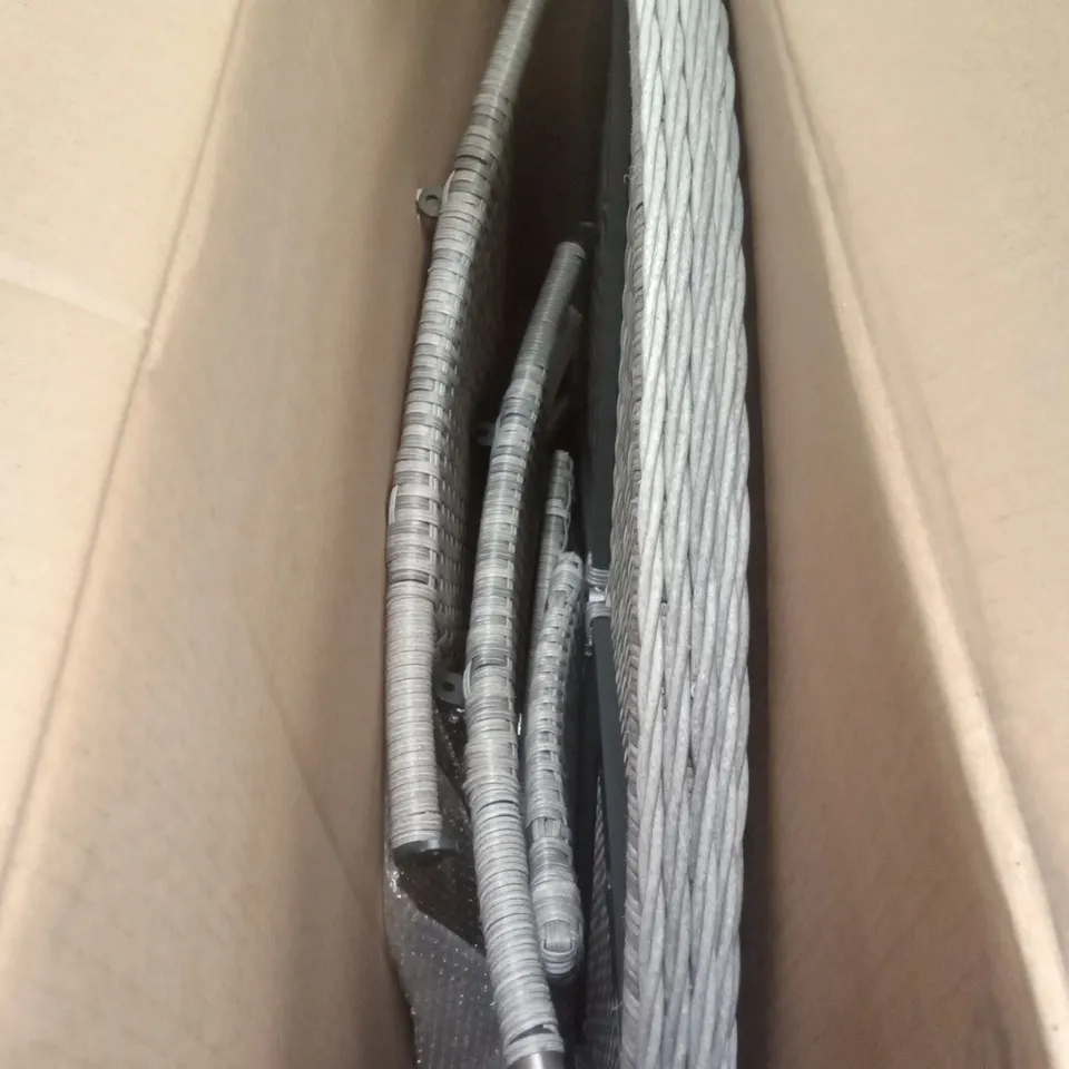 BOXED GOODHOME HAMILTON WICKER DINING TABLE