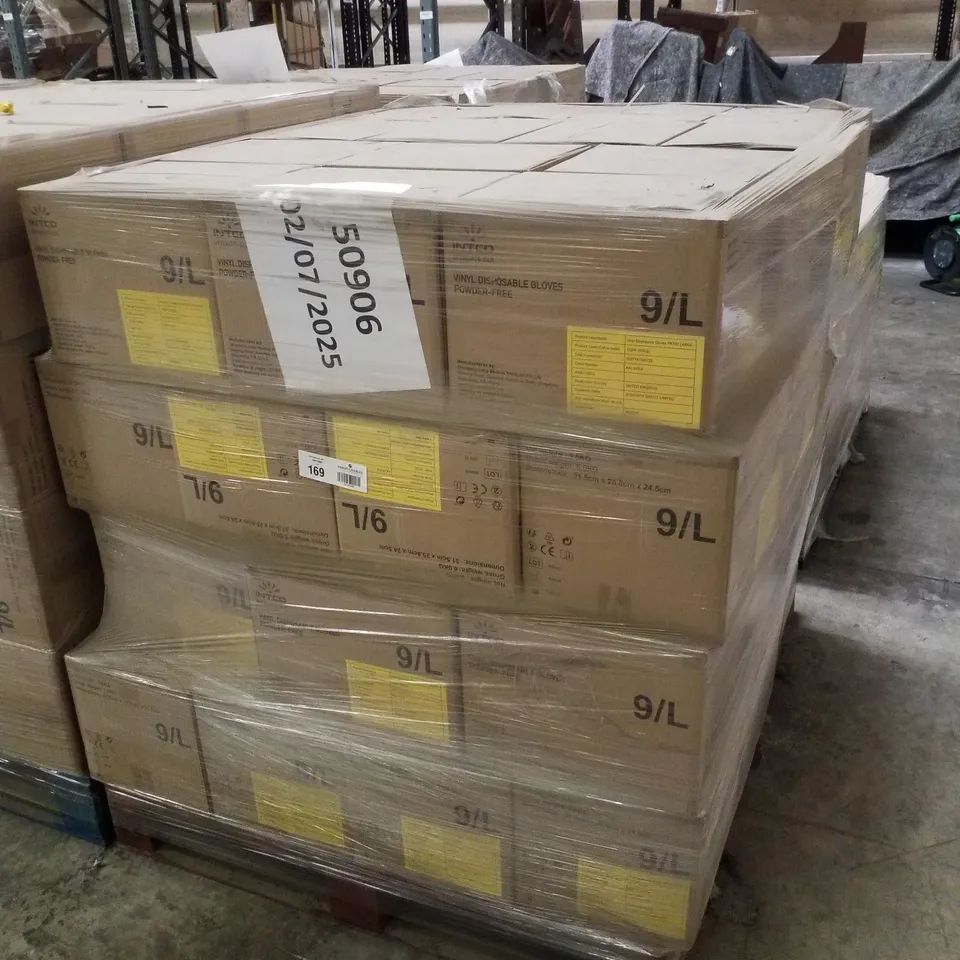 PALLET CONTAINING APPROXIMATELY 560 INTCO VINYL GLOVES 100PK LARGE