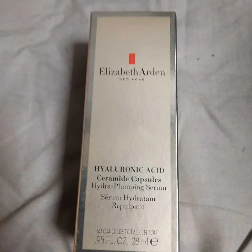ELIZABETH ARDEN HYALURONIC ACID CERAMIDE CAPSULES HYDRA-PLUMPING SERUM