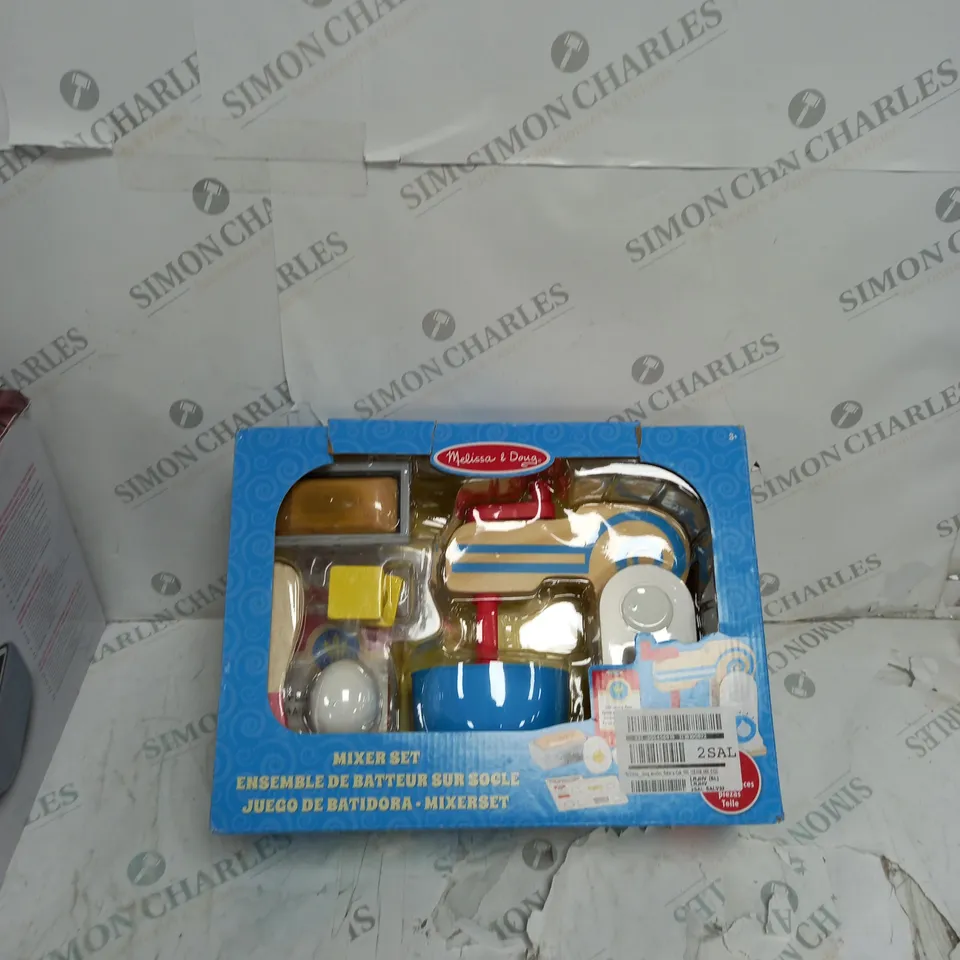 MELISSA & DOUG WOODEN MAKE-A-CAKE MIXER SET