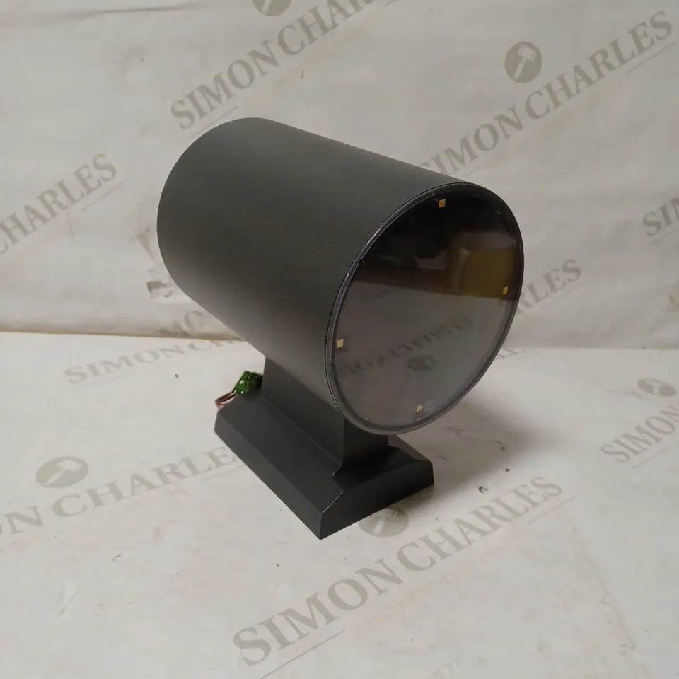 GRANTHAM UP & DOWN OUTDOOR SOLAR POWERED WALL LIGHT 