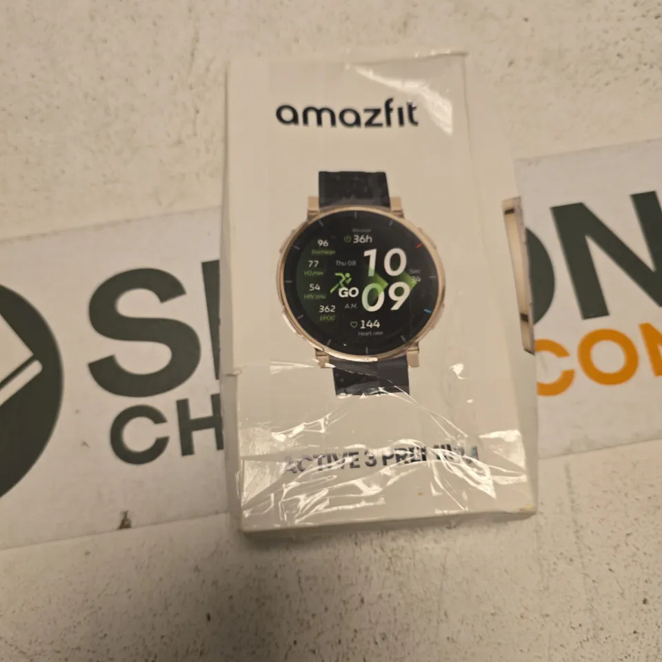 TOTE OF APPROXIMATELY 15 ASSORTED ITEMS TO INCLUDE: AMAZFIT ACTIVE 3 SMARTWATCH