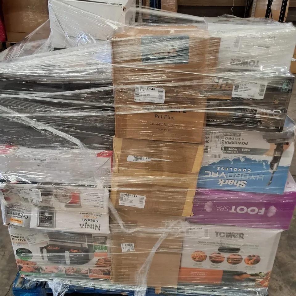 PALLET OF APPROXIMATELY 30 UNPROCESSED RAW RETURN HOUSEHOLD AND ELECTRICAL GOODS TO INCLUDE;