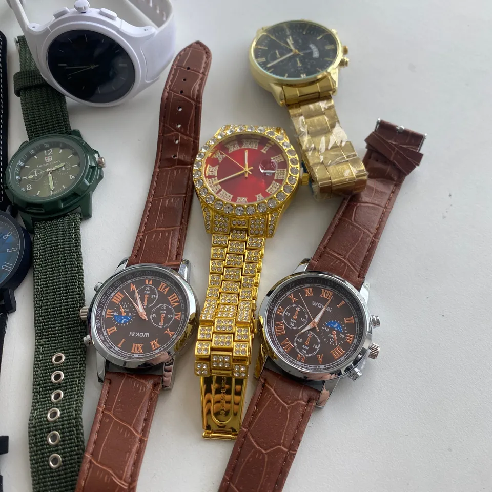 10 ASSORTED WATCHES